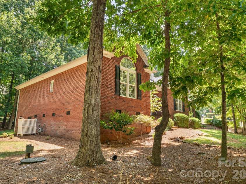113 Palmer Marsh Place, Mooresville, NC 28117.  MLS# CAR4400718, YatesRealty ID 29880. 