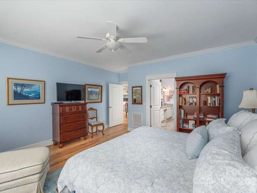 316 Fincher Mountain Road, Waynesville, NC 28785.  MLS# CAR4286052, YatesRealty ID 29881. Primary bedroom