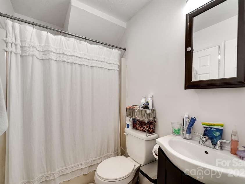 417 Country Club Drive, Cullowhee, NC 28723.  MLS# CAR4286630, YatesRealty ID 29882. 