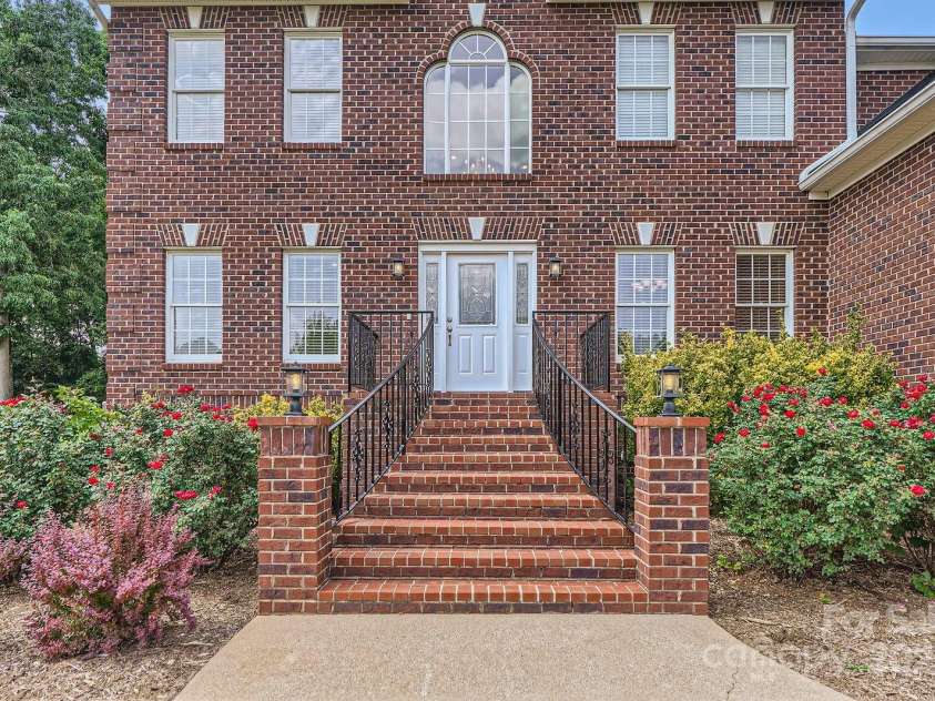 1185 Willow Creek Drive, Newton, NC 28658.  MLS# CAR4267617, YatesRealty ID 29883. 