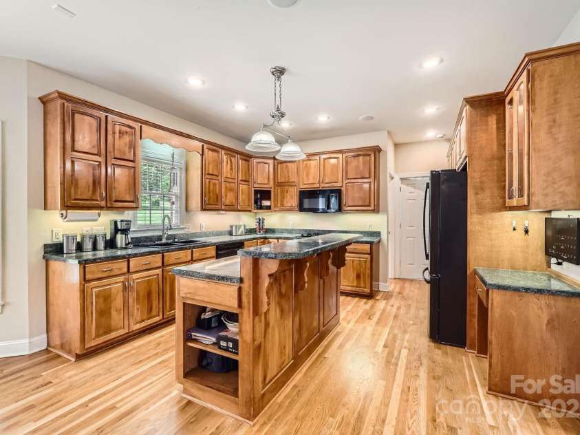 1185 Willow Creek Drive, Newton, NC 28658.  MLS# CAR4267617, YatesRealty ID 29883. 