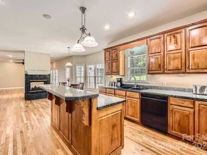 1185 Willow Creek Drive, Newton, NC 28658.  MLS# CAR4267617, YatesRealty ID 29883. 