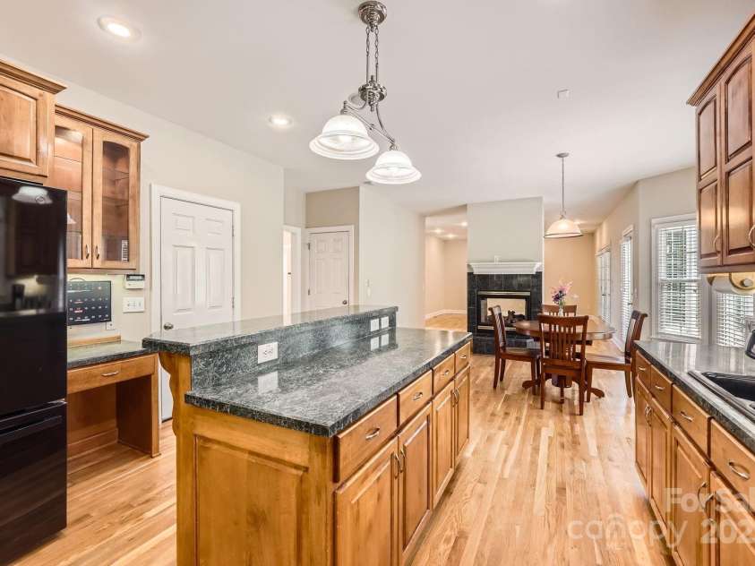 1185 Willow Creek Drive, Newton, NC 28658.  MLS# CAR4267617, YatesRealty ID 29883. 