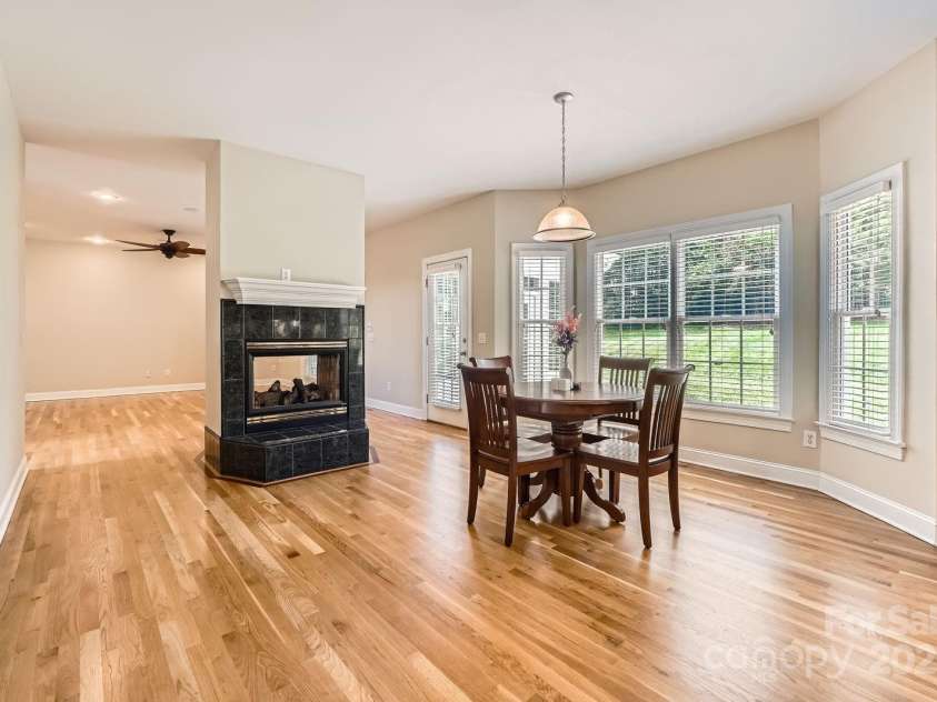 1185 Willow Creek Drive, Newton, NC 28658.  MLS# CAR4267617, YatesRealty ID 29883. 