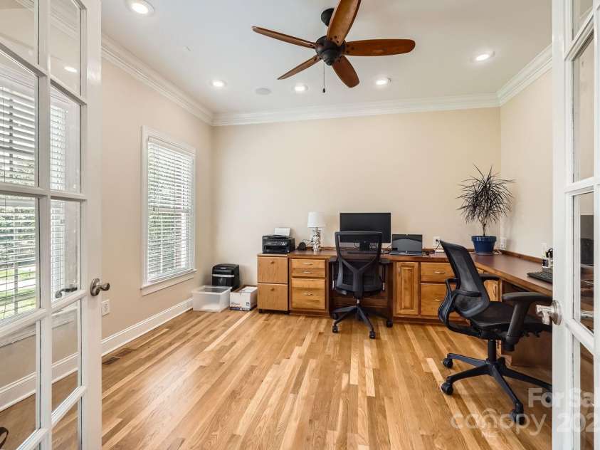 1185 Willow Creek Drive, Newton, NC 28658.  MLS# CAR4267617, YatesRealty ID 29883. 