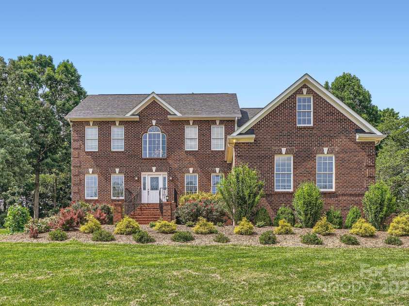 1185 Willow Creek Drive, Newton, NC 28658.  MLS# CAR4267617, YatesRealty ID 29883. 