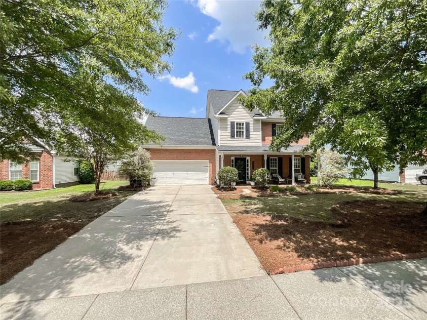1047 Enderbury Drive, Indian Trail, NC 28079.  MLS# CAR4282440, YatesRealty ID 29887. 