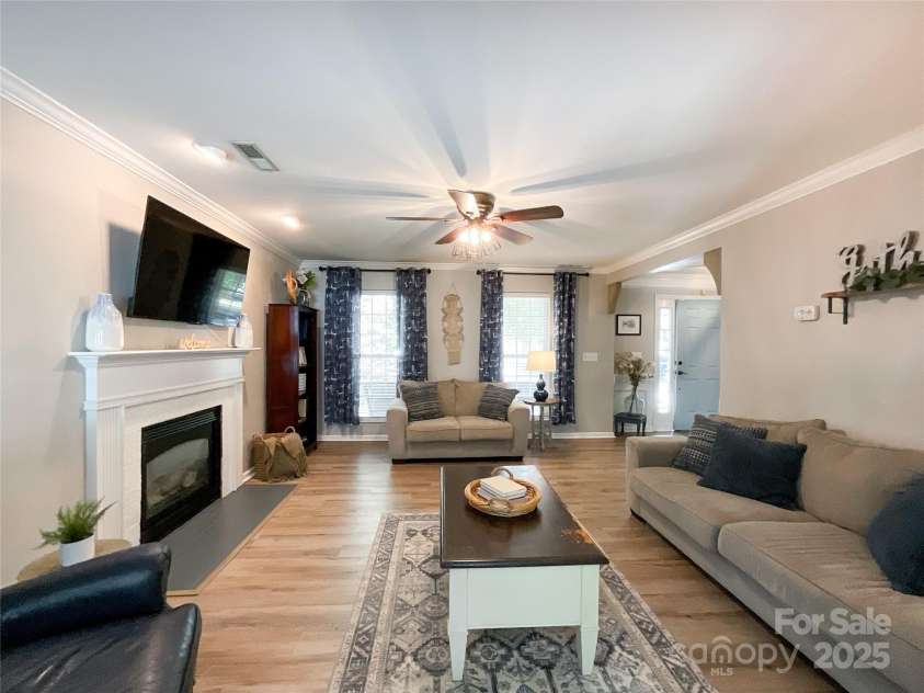 1047 Enderbury Drive, Indian Trail, NC 28079.  MLS# CAR4282440, YatesRealty ID 29887. 