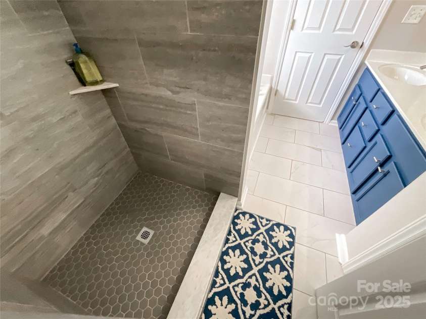 1047 Enderbury Drive, Indian Trail, NC 28079.  MLS# CAR4282440, YatesRealty ID 29887. 