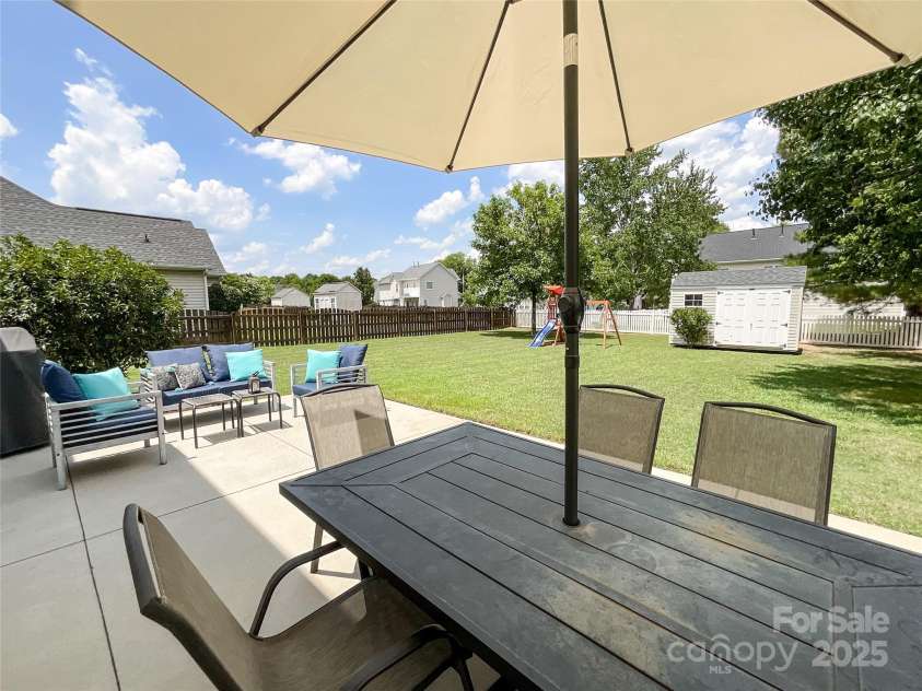 1047 Enderbury Drive, Indian Trail, NC 28079.  MLS# CAR4282440, YatesRealty ID 29887. 