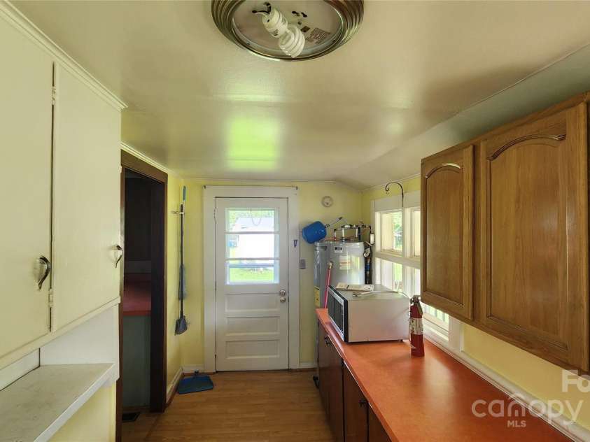 85 Oshea Lane, Waynesville, NC 28786.  MLS# CAR4265816, YatesRealty ID 29891. Laundry/Storage Space