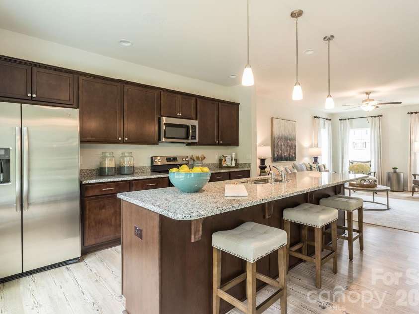 4021 Juno Drive, Charlotte, NC 28215.  MLS# CAR4392670, YatesRealty ID 29893. The following are representative photos only - actual selections may vary.