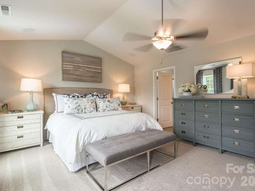 4021 Juno Drive, Charlotte, NC 28215.  MLS# CAR4392670, YatesRealty ID 29893. The following are representative photos only - actual selections may vary.
