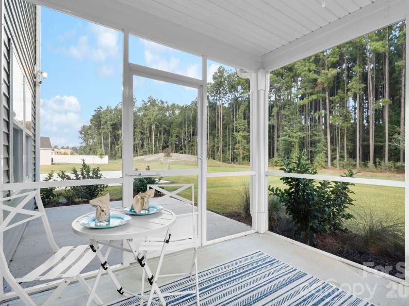 4017 Juno Drive, Charlotte, NC 28215.  MLS# CAR4392598, YatesRealty ID 29895. The following photos are representative only - actual selections for this home may vary. 