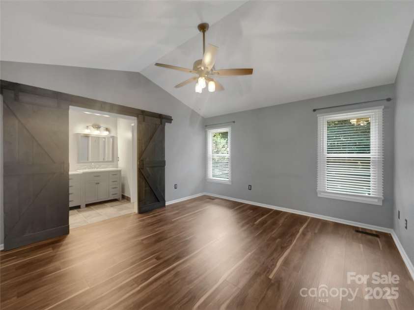 121 Purple Finch Lane, Mooresville, NC 28117.  MLS# CAR4221284, YatesRealty ID 29896. 