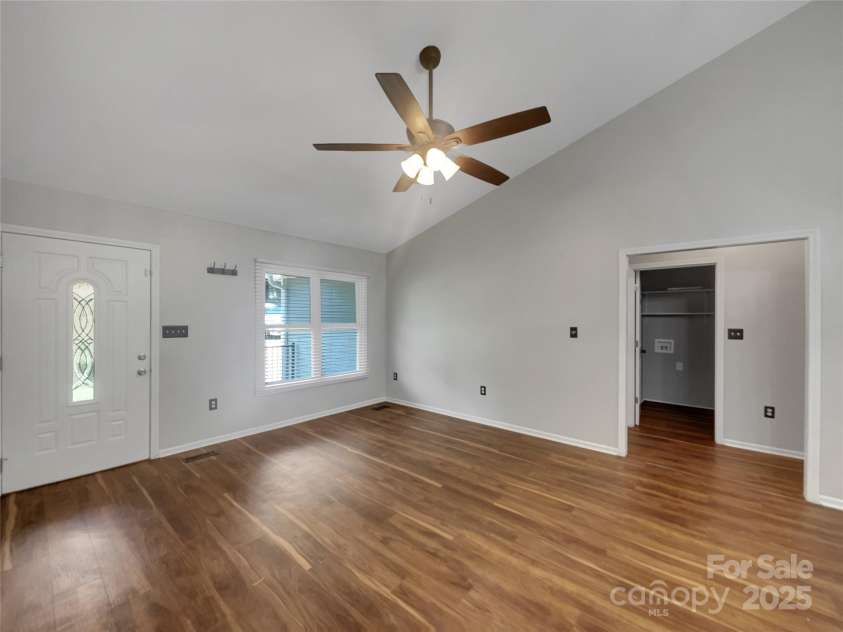 121 Purple Finch Lane, Mooresville, NC 28117.  MLS# CAR4221284, YatesRealty ID 29896. 