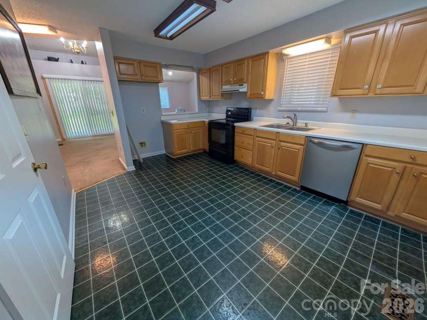 2065 Neely Store Road, Rock Hill, SC 29730.  MLS# CAR4392950, YatesRealty ID 29896. 