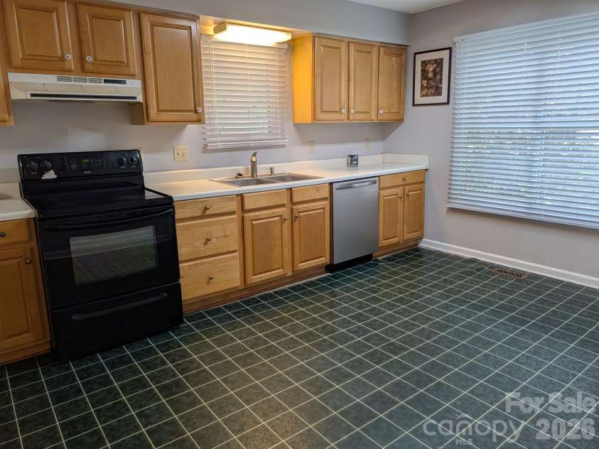 2065 Neely Store Road, Rock Hill, SC 29730.  MLS# CAR4392950, YatesRealty ID 29896. 