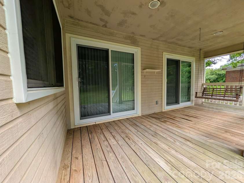 2065 Neely Store Road, Rock Hill, SC 29730.  MLS# CAR4392950, YatesRealty ID 29896. 