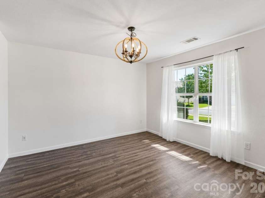 129 Quail Springs Road, Statesville, NC 28677.  MLS# CAR4391681, YatesRealty ID 29897. 