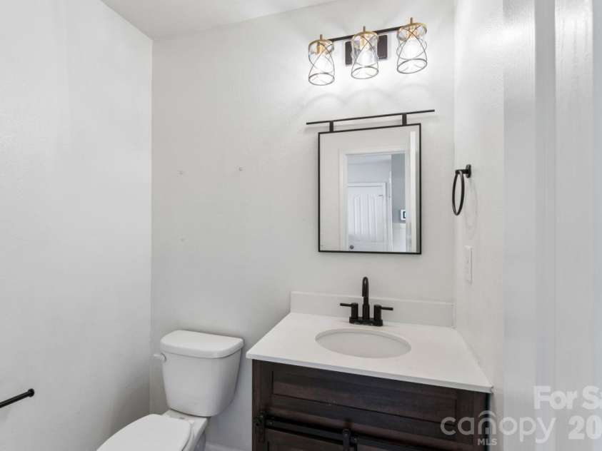 129 Quail Springs Road, Statesville, NC 28677.  MLS# CAR4391681, YatesRealty ID 29897. 