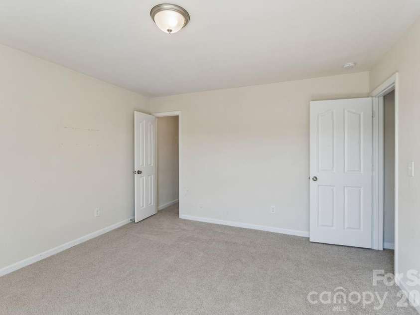 129 Quail Springs Road, Statesville, NC 28677.  MLS# CAR4391681, YatesRealty ID 29897. 