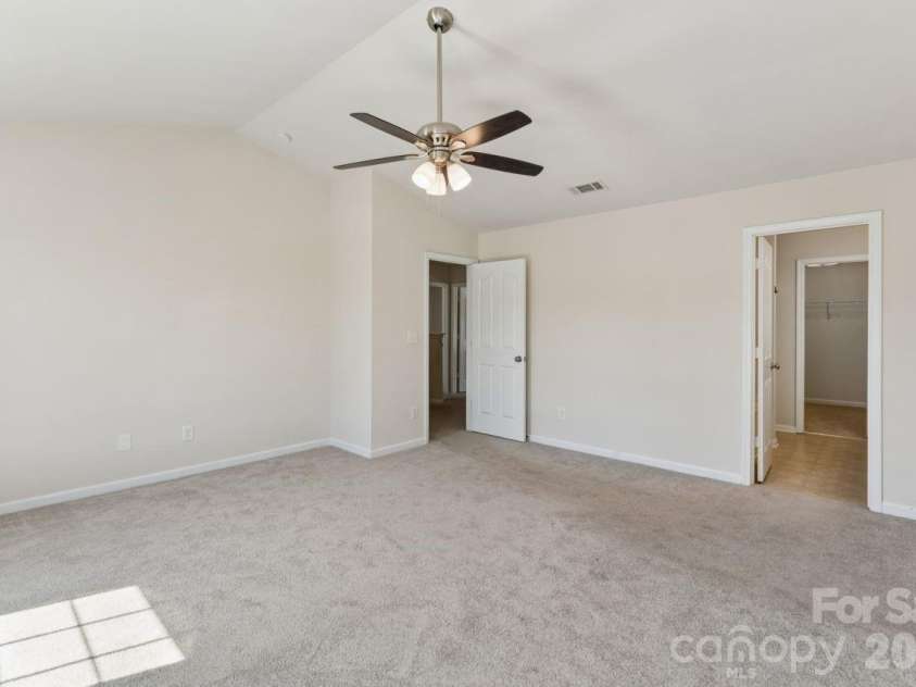 129 Quail Springs Road, Statesville, NC 28677.  MLS# CAR4391681, YatesRealty ID 29897. 