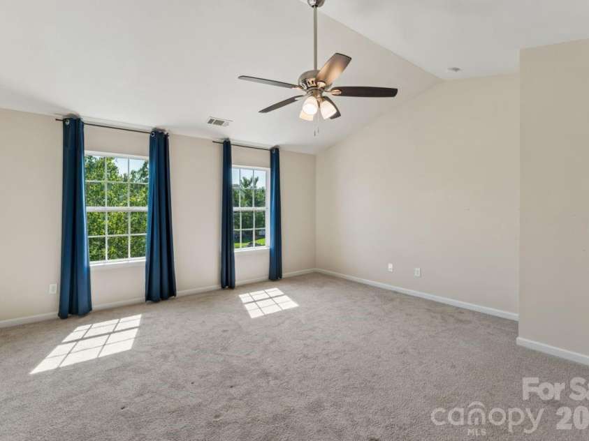 129 Quail Springs Road, Statesville, NC 28677.  MLS# CAR4391681, YatesRealty ID 29897. 