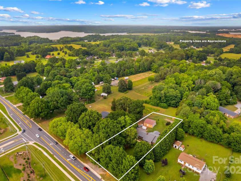 648 Odell School Road, Concord, NC 28027.  MLS# CAR4260231, YatesRealty ID 29897. 