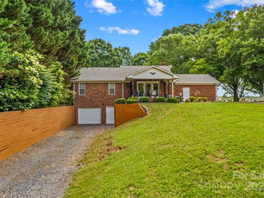 648 Odell School Road, Concord, NC 28027.  MLS# CAR4260231, YatesRealty ID 29897. 
