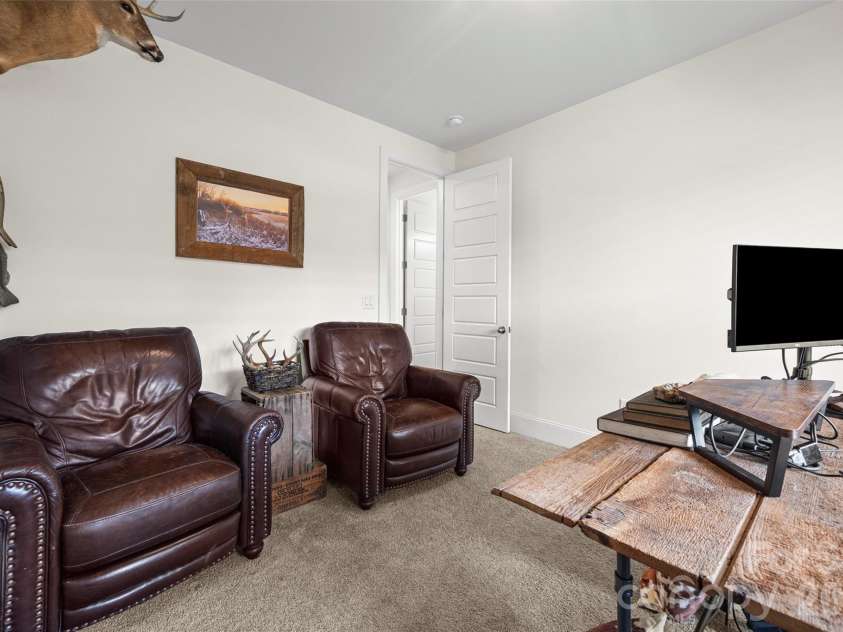 172 Triple Ponds Court, Clover, SC 29710.  MLS# CAR4390746, YatesRealty ID 29898. 