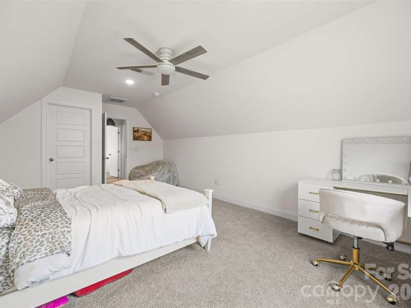 172 Triple Ponds Court, Clover, SC 29710.  MLS# CAR4390746, YatesRealty ID 29898. 