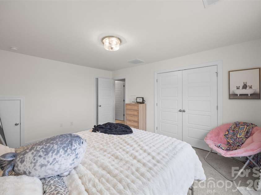 172 Triple Ponds Court, Clover, SC 29710.  MLS# CAR4390746, YatesRealty ID 29898. 