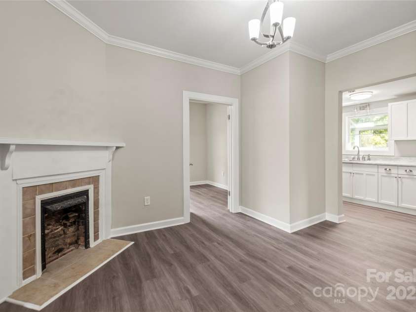 406 Main Street, Clover, SC 29710.  MLS# CAR4279553, YatesRealty ID 29899. Dining area/hallway