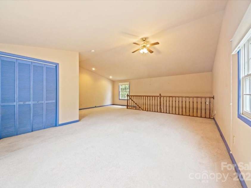 5580 Greenville Highway, Brevard, NC 28712.  MLS# CAR4196657, YatesRealty ID 299. 