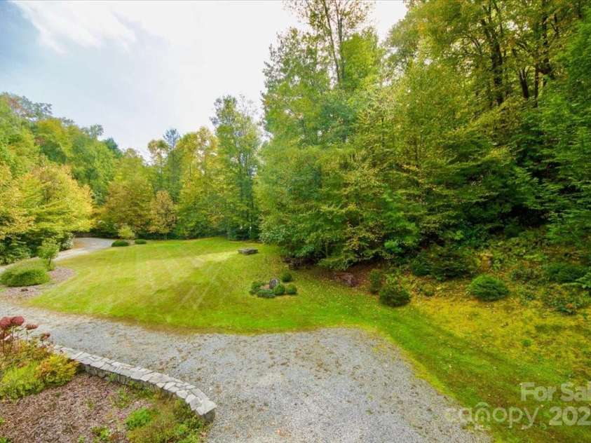 5580 Greenville Highway, Brevard, NC 28712.  MLS# CAR4196657, YatesRealty ID 299. Lots of room to play