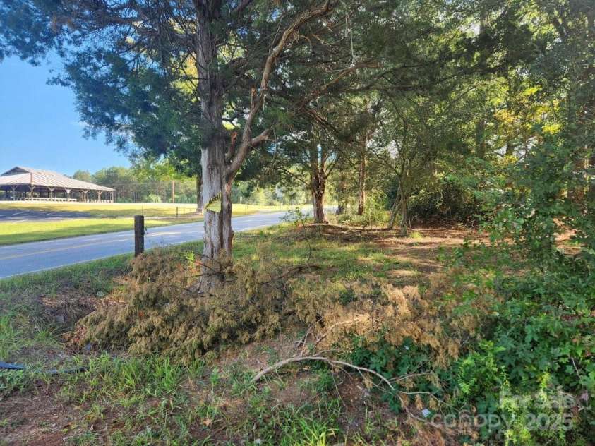 5987 Charlotte Highway, Lancaster, SC 29720.  MLS# CAR4308320, YatesRealty ID 299. 