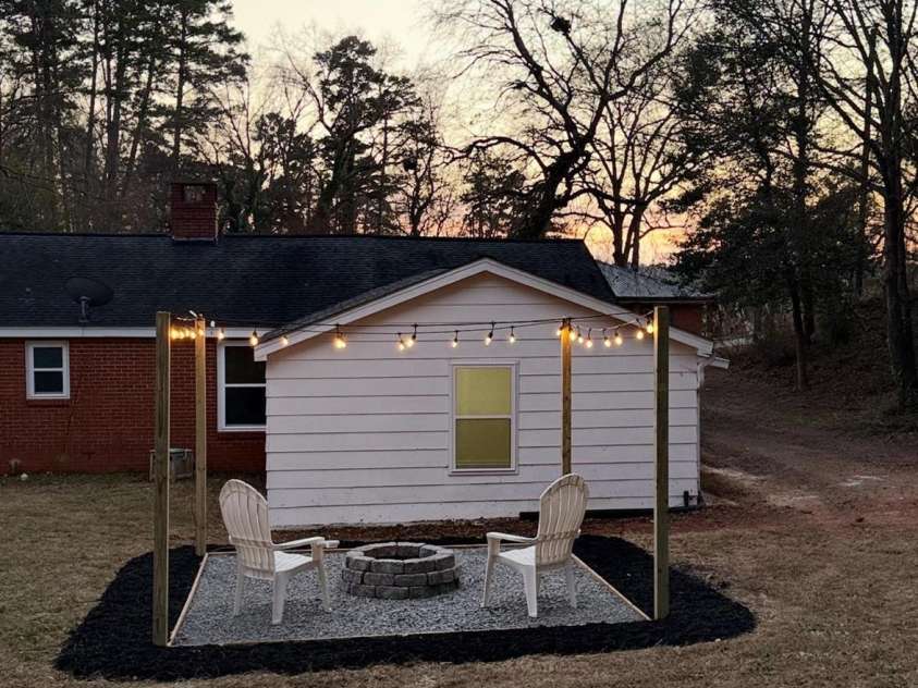 123 Riverside Drive, Mount Holly, NC 28120.  MLS# CAR4334550, YatesRealty ID 2990. 