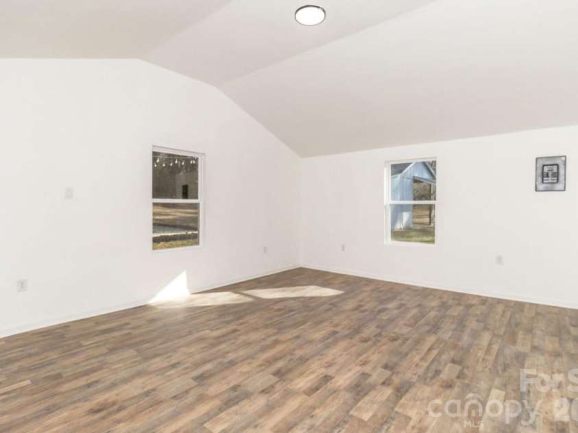 123 Riverside Drive, Mount Holly, NC 28120.  MLS# CAR4334550, YatesRealty ID 2990. 