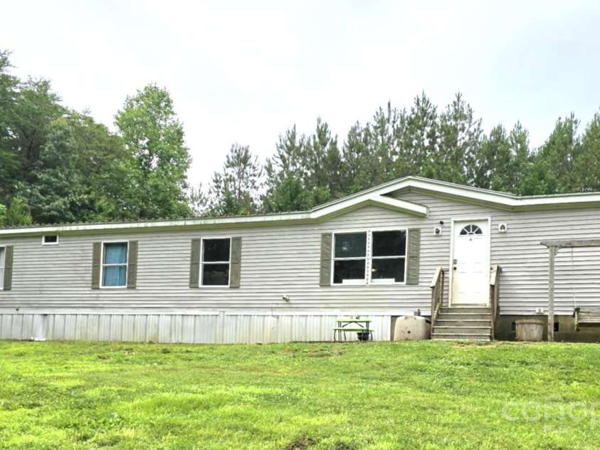 1044 Elliott Road, Rutherfordton, NC 28139.  MLS# CAR4285578, YatesRealty ID 29900. 