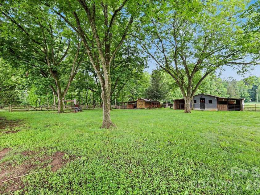 621 Hephzibah Church Road, Crouse, NC 28033.  MLS# CAR4390248, YatesRealty ID 29900. 