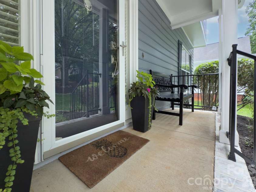 6113 Oxwynn Lane, Charlotte, NC 28270.  MLS# CAR4392023, YatesRealty ID 29901. 