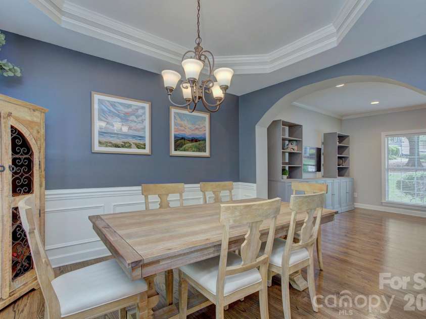 6113 Oxwynn Lane, Charlotte, NC 28270.  MLS# CAR4392023, YatesRealty ID 29901. 