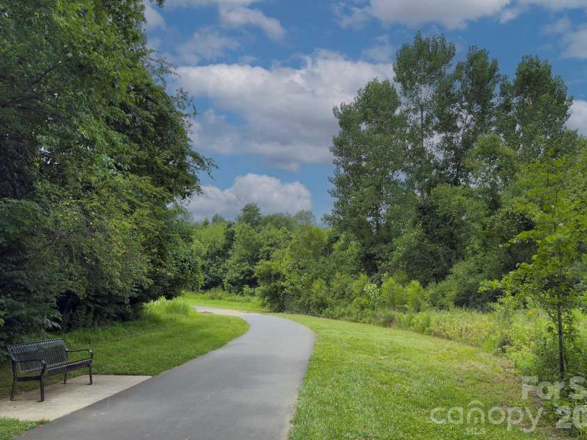 6113 Oxwynn Lane, Charlotte, NC 28270.  MLS# CAR4392023, YatesRealty ID 29901. 