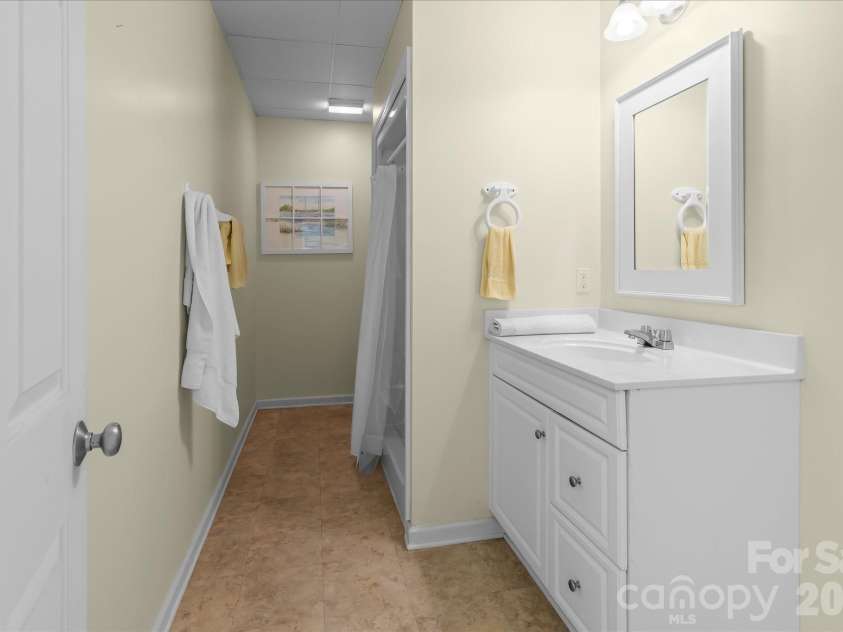 172 Lawson's Lookout None, Denton, NC 27239.  MLS# CAR4392848, YatesRealty ID 29902. 