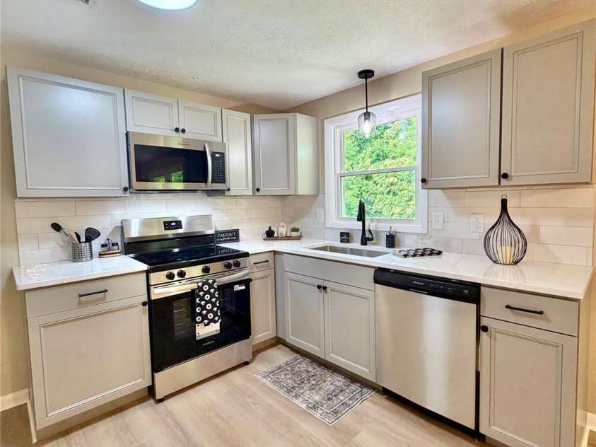 303 Deal Avenue, Conover, NC 28613.  MLS# CAR4388184, YatesRealty ID 29903. 