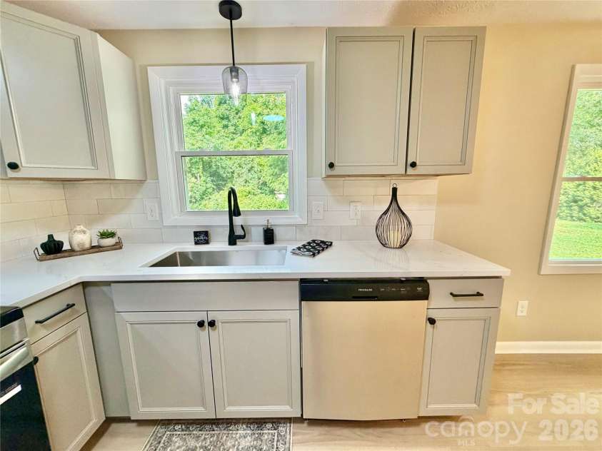 303 Deal Avenue, Conover, NC 28613.  MLS# CAR4388184, YatesRealty ID 29903. 