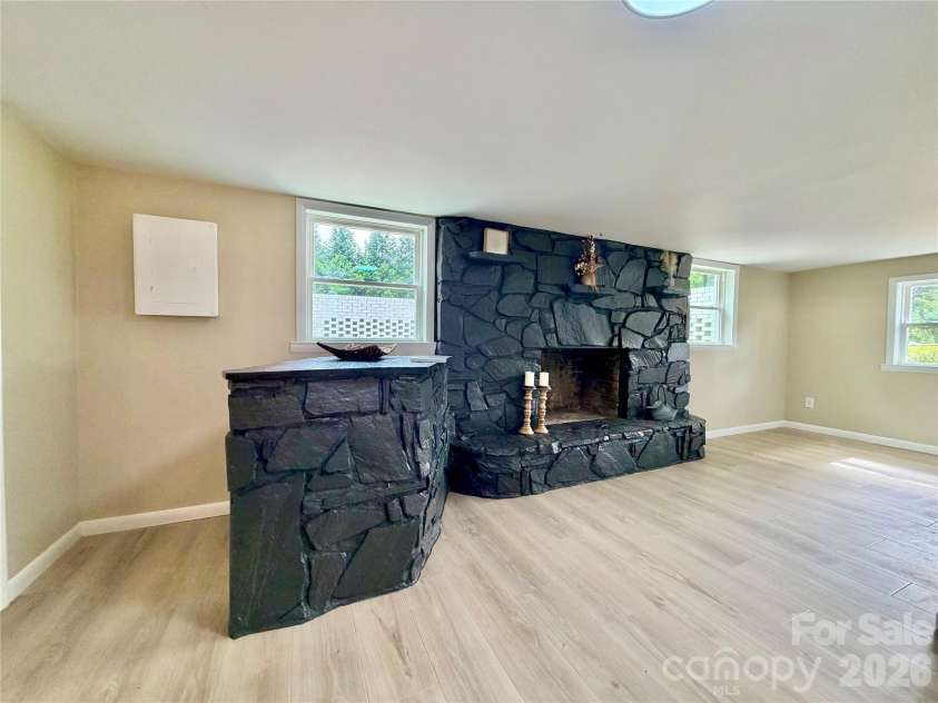 303 Deal Avenue, Conover, NC 28613.  MLS# CAR4388184, YatesRealty ID 29903. 