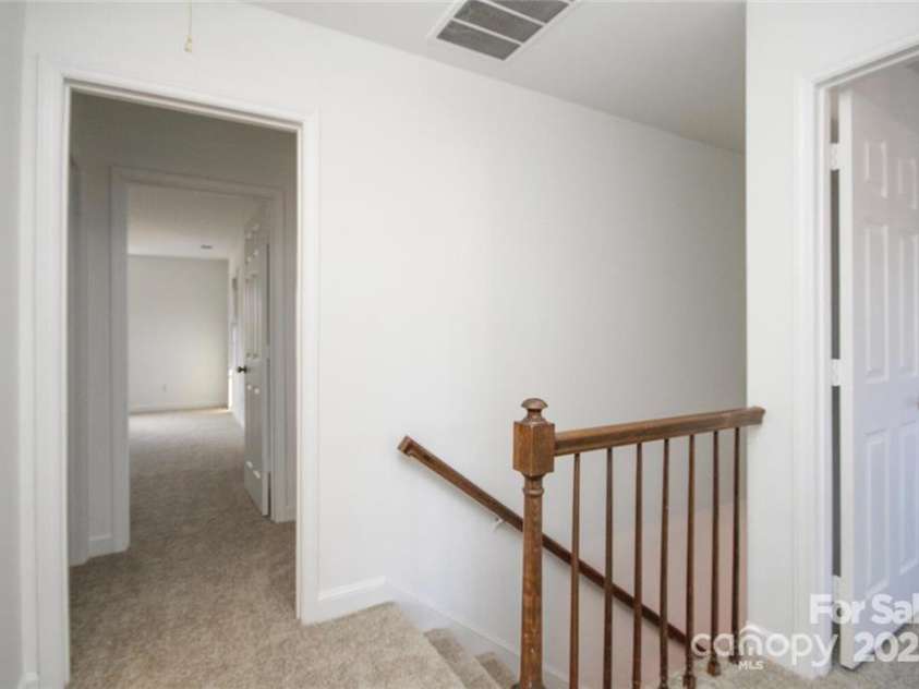 6844 Dumbarton Drive, Charlotte, NC 28210.  MLS# CAR4273724, YatesRealty ID 29903. 