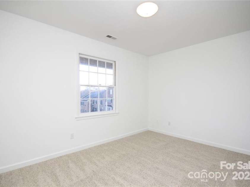 6844 Dumbarton Drive, Charlotte, NC 28210.  MLS# CAR4273724, YatesRealty ID 29903. 